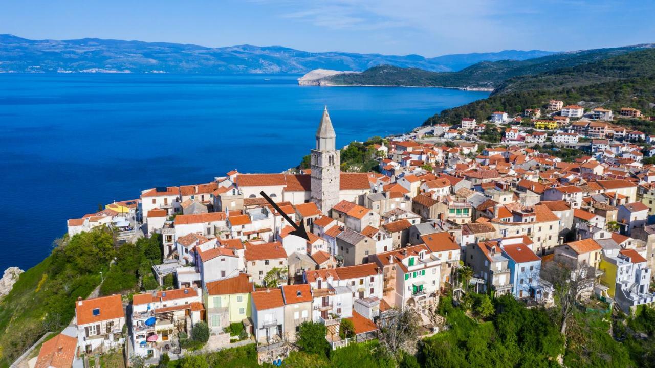 Apartman Verbenia Vrbnik  Exteriör bild