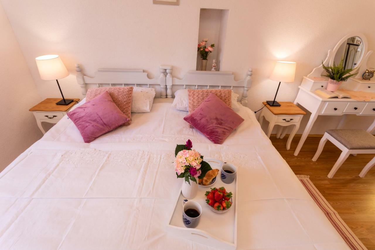 Apartman Verbenia Vrbnik  Exteriör bild